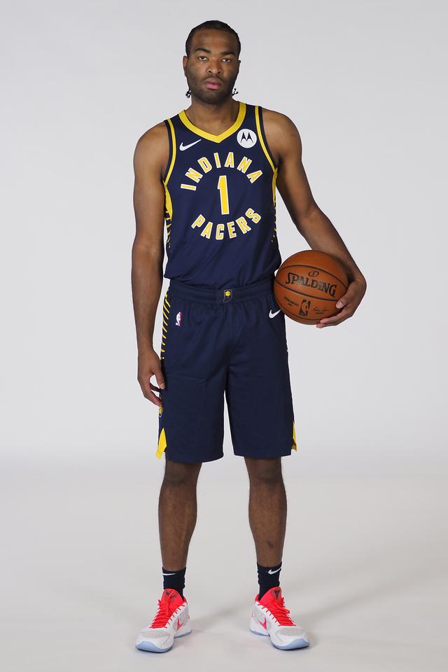 并要求内线 并要求内线